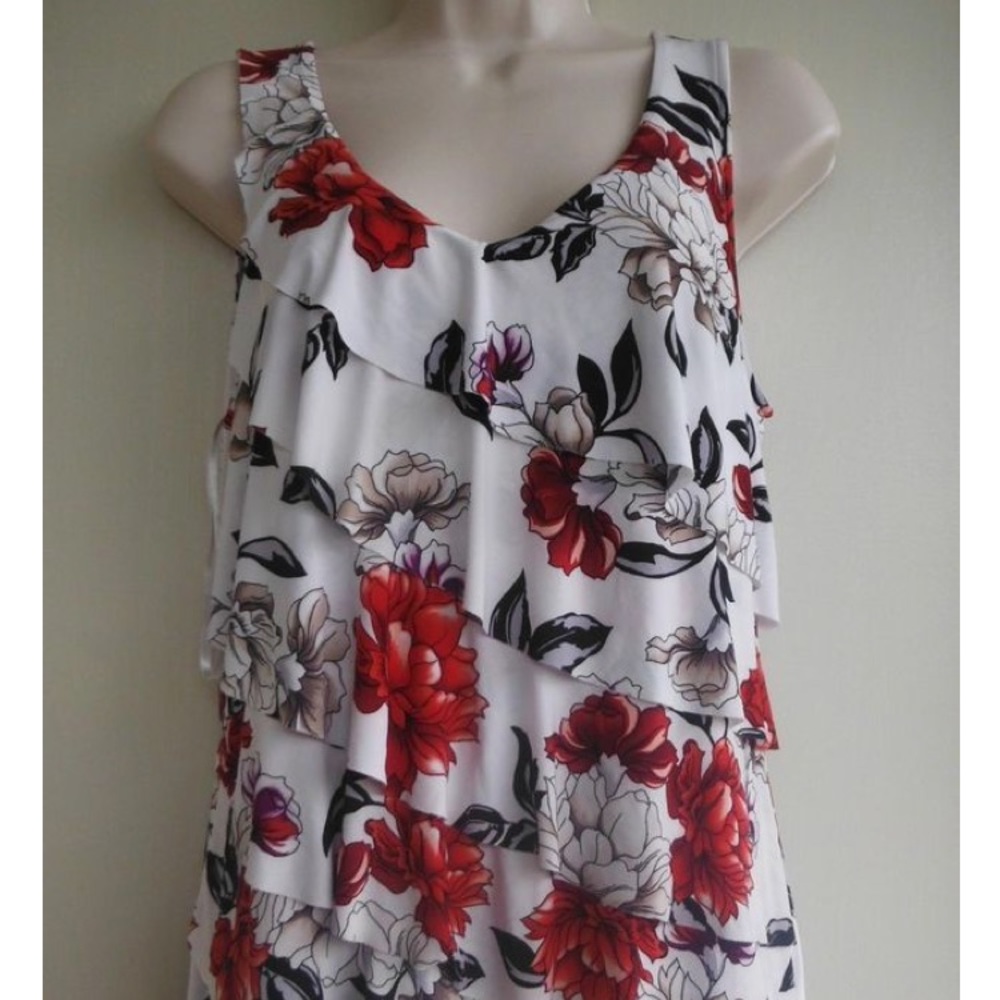 White House black market top